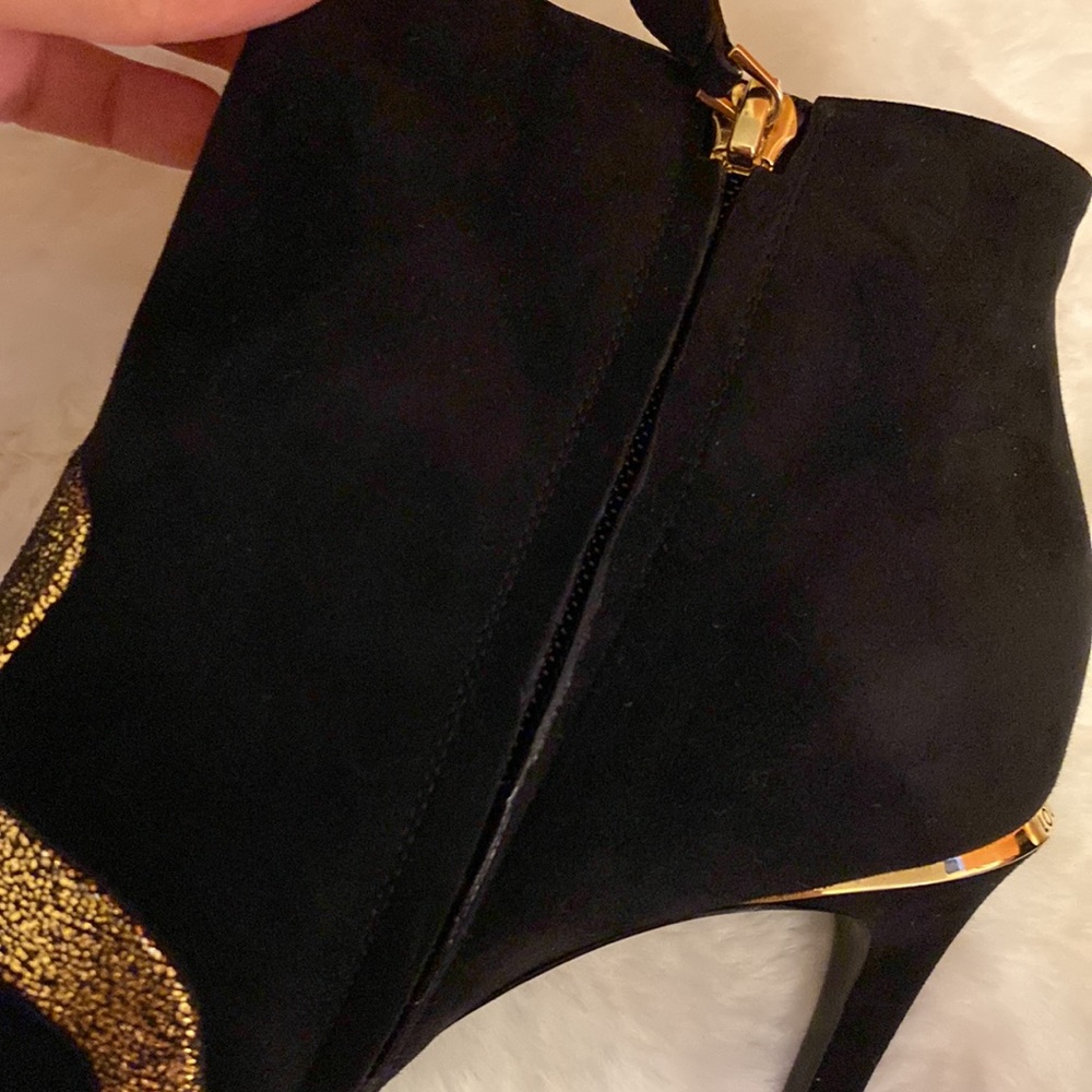 LOUIS VUITTON Gold Flame Peep Toe Booties - Picture 6 of 17